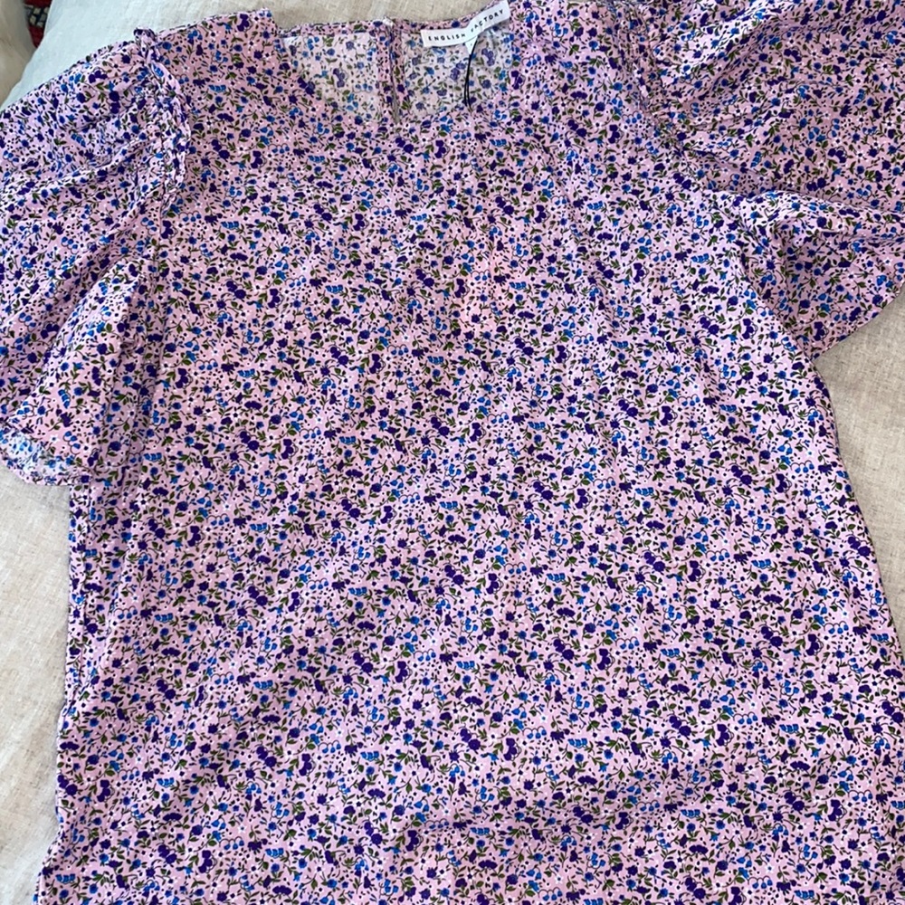 NWT English factory lavender top in size L